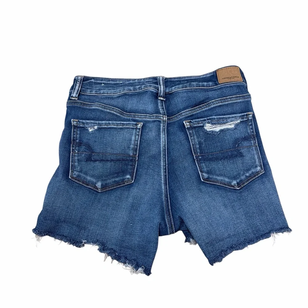 American Eagle Hi Rise Shortie Distressed Denim Shorts Size 10 Raw Hem